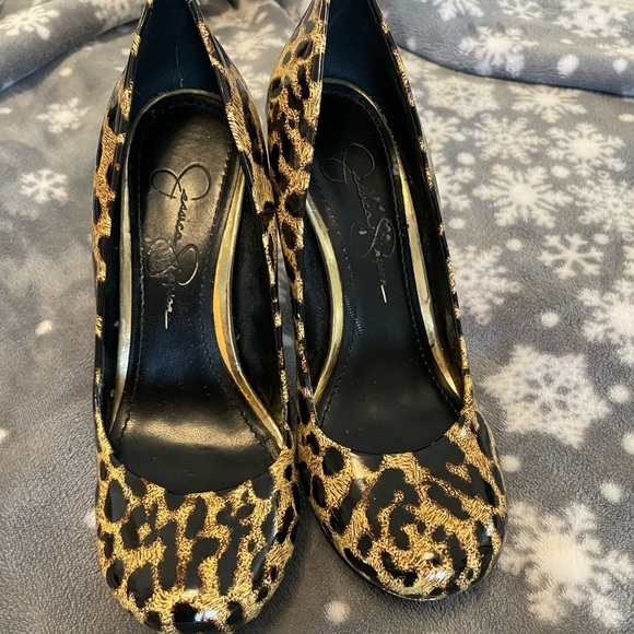 Jessica Simpson Leopard Cheetah Shoes - Picture 2 of 5
